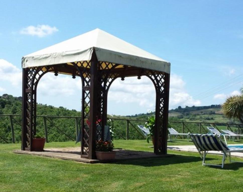Agriturismo Il Maggio Manciano Bagian luar foto
